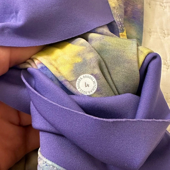 Lululemon Cargo Super-High-Rise Hiking Short 8" Size 4 - Picture 8 of 8